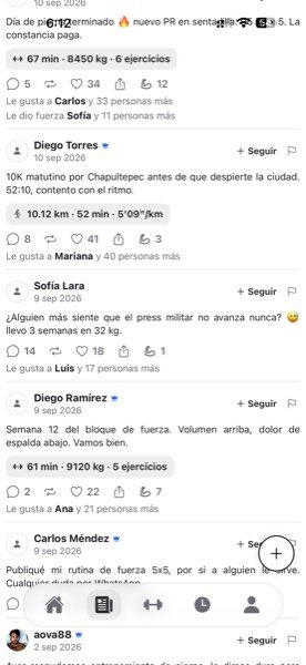 Feed de la comunidad de LifeStrong con publicaciones de entrenamientos y carreras